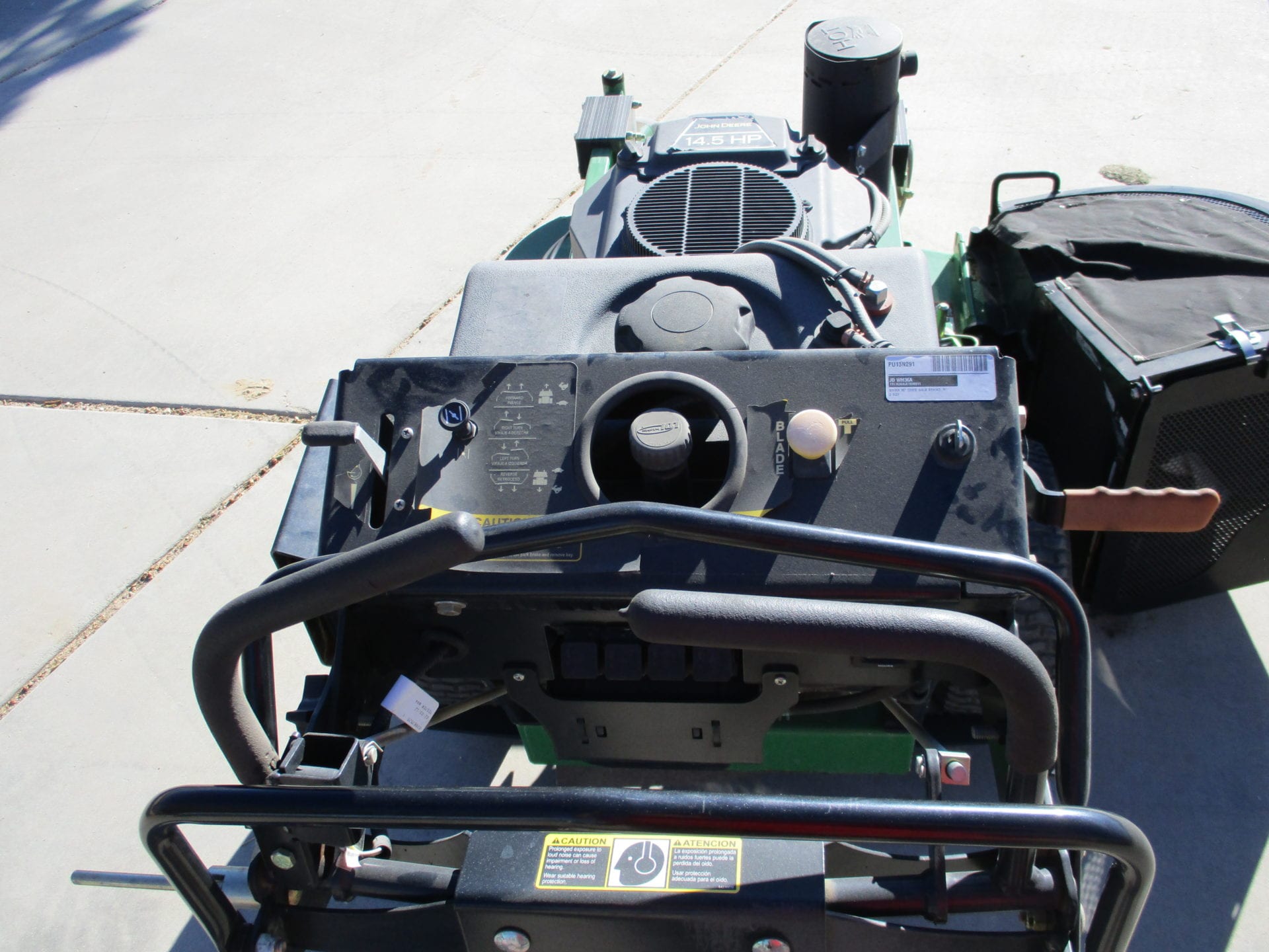 John Deere WH36A 36” Commercial Walk-Behind Rotary Mower - Image 4