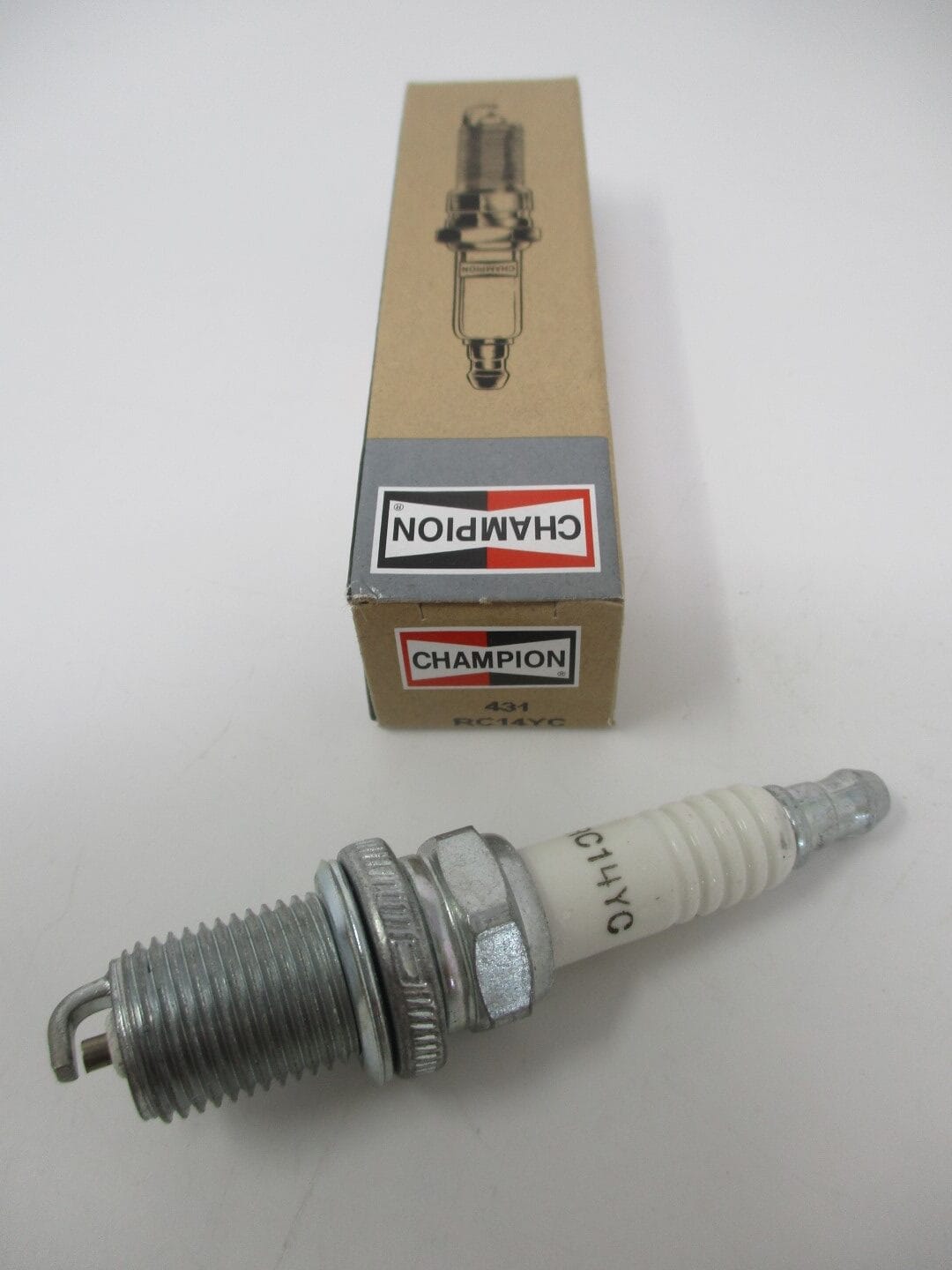 Genuine Champion 431 RC14YC Copper Plus Spark Plugs Small Engines