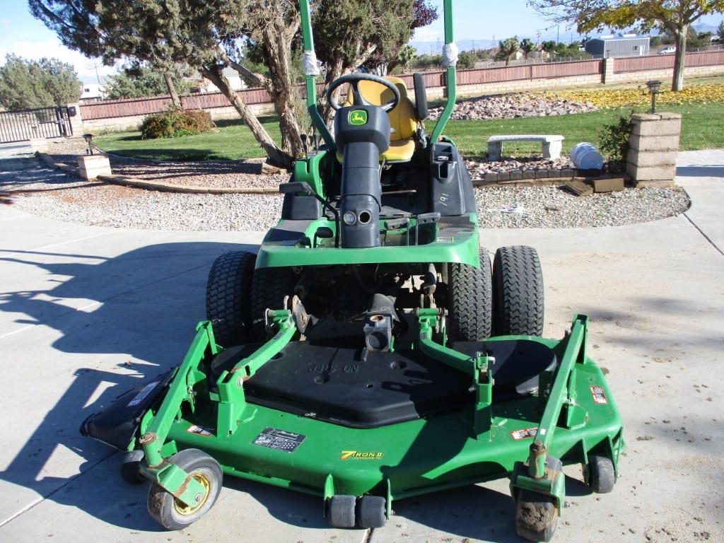 John Deere 1445 Diesel 4 X 4 Front Rotary Mower - Image 2