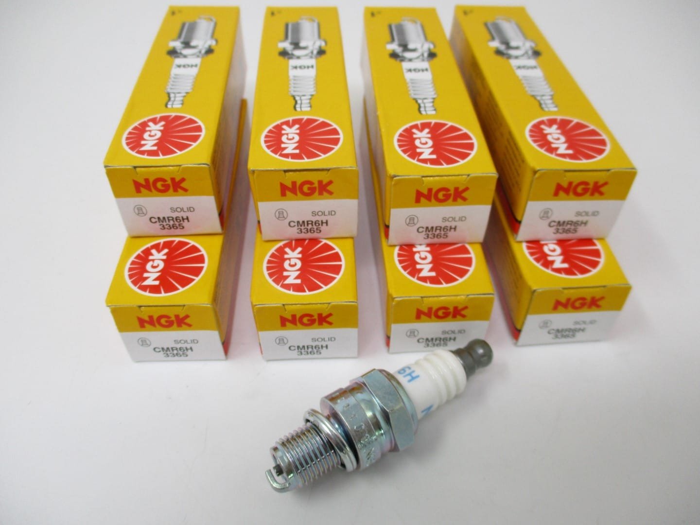 Genuine NGK 3365 CMR6H Standard Spark Plug Small Engines - Image 9