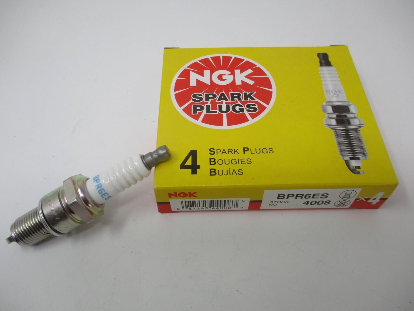 Genuine NGK 4008 BPR6ES Solid Spark Plug Lawnmower - Image 5