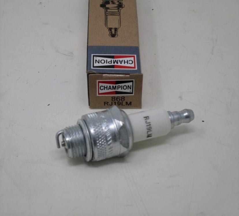 Genuine Champion RJ19LM 868 Copper Plus Spark Plug