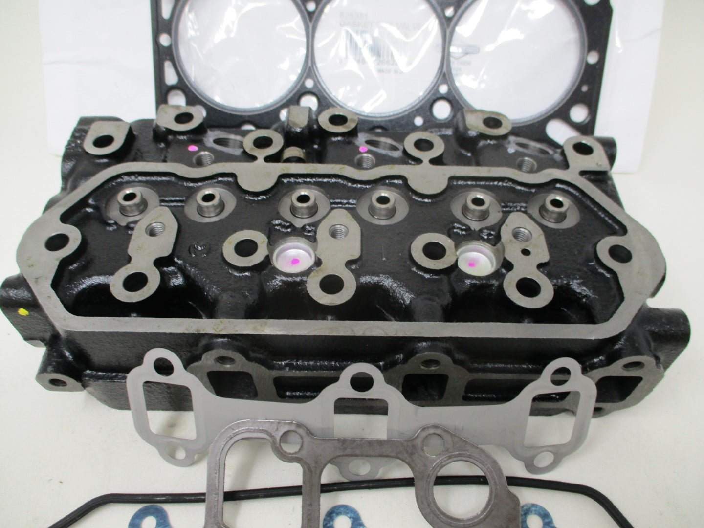 Toro 110-2596 & 107-9907 Head with Valve Gasket Daihatsu 825683 DM950 Workman - Image 3