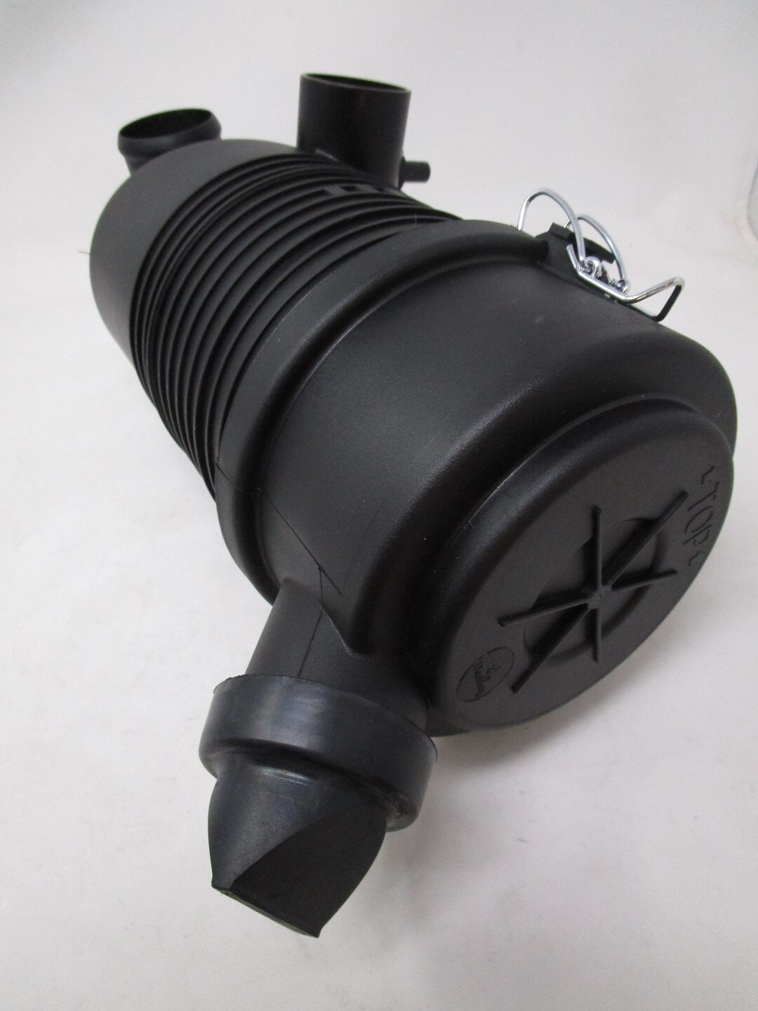 Genuine Kawasaki 11010-0715 Air Filter Canister Assembly FX651V FX691V FX730V - Image 2