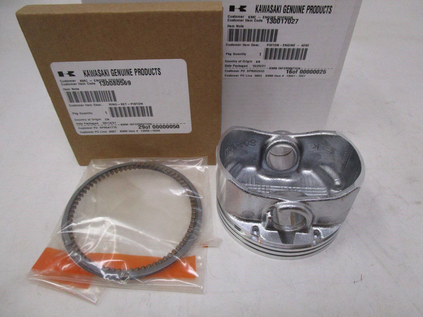 Genuine Kawasaki 13001-7027 Piston 13008-0569 Rings STD Standard