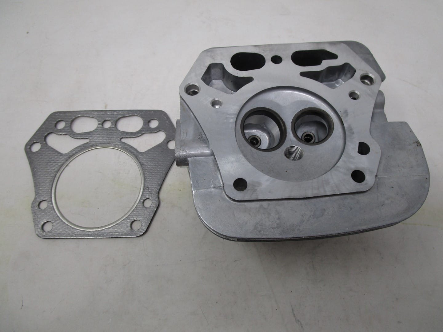 Genuine Kawasaki 11008-7023 #2 Engine Head 11008-7012 & Head Gasket 11004-7006 - Image 4