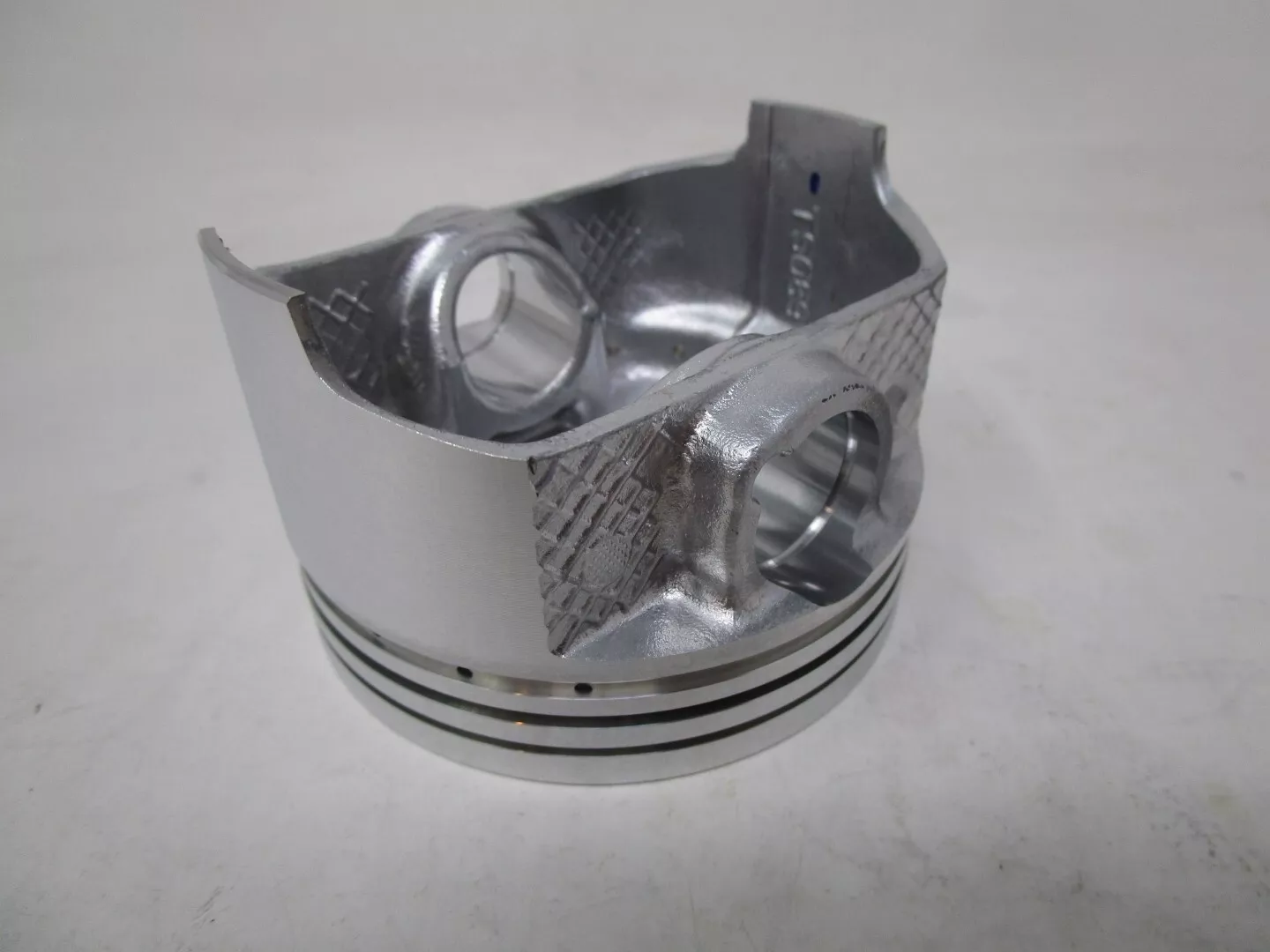 Genuine Kawasaki 13001-7032 Piston STD for FX921V FXT00V Standard - Image 3