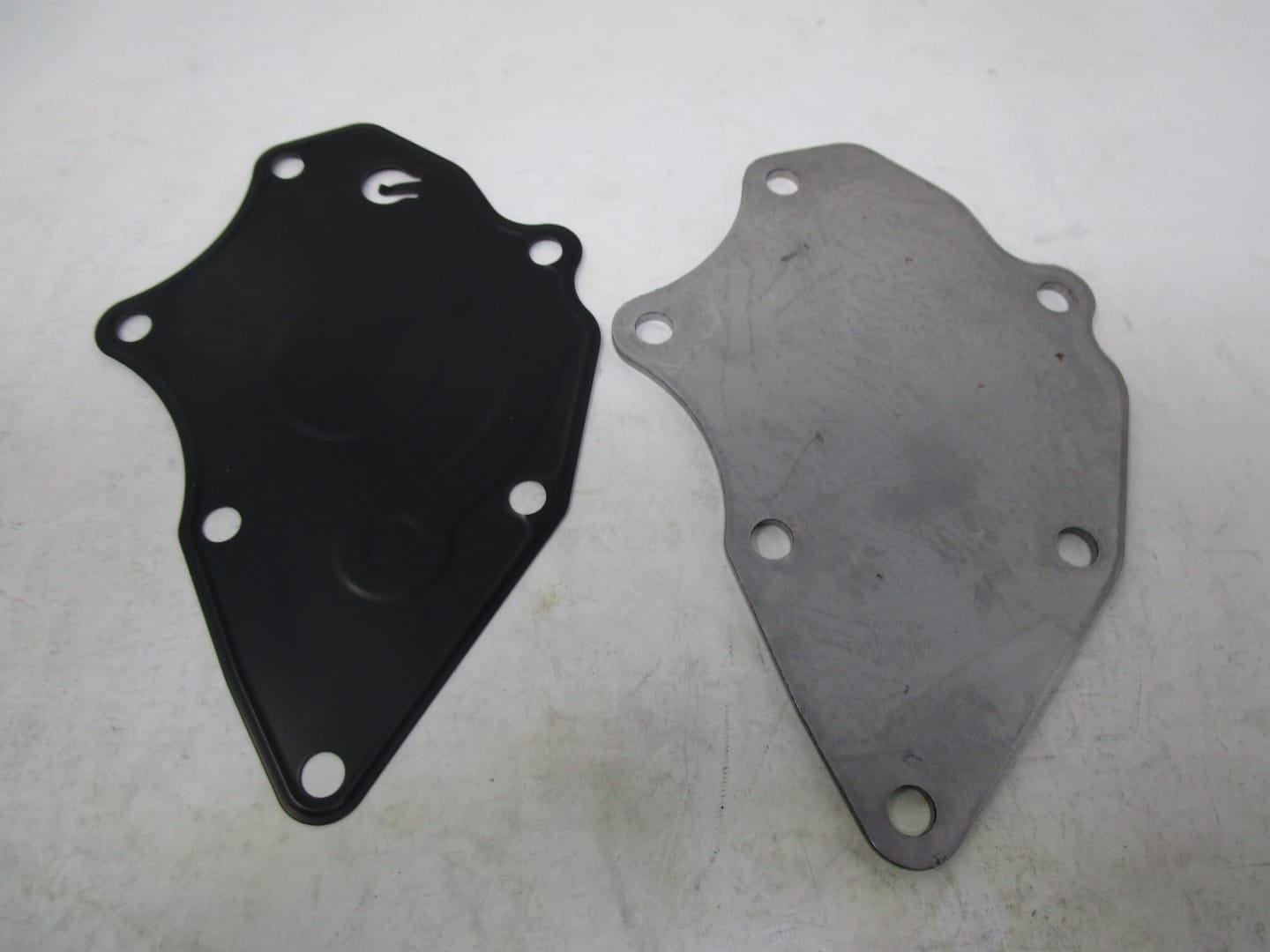 Genuine Kawasaki Gasket 11060-2150 16142-2067 & Cover Oil Pump FE350D FE400D