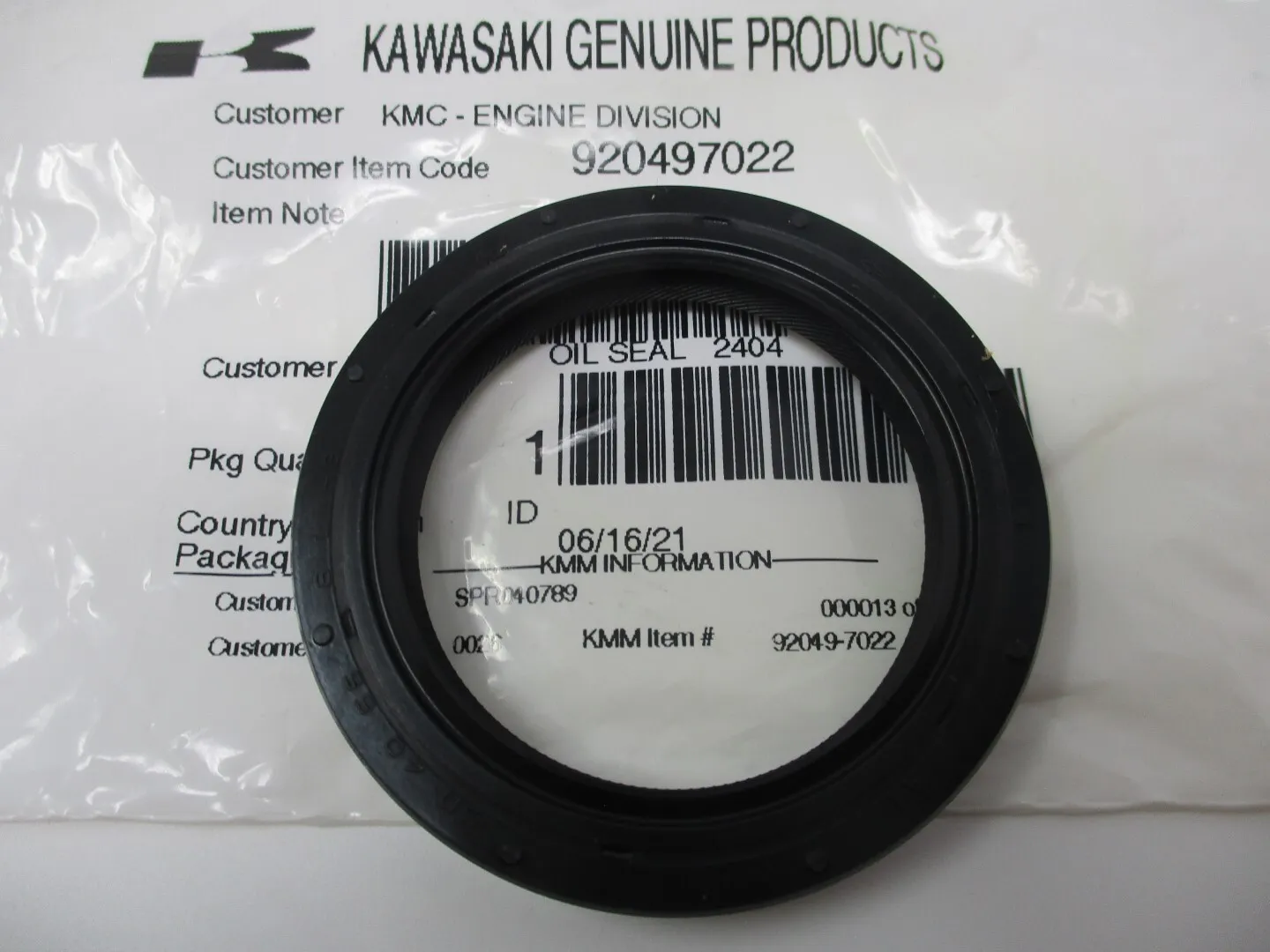 Genuine Kawasaki 92049-7022 92049-7007 Crankcase Oil Seal FH601D FH721D FH770D - Image 4
