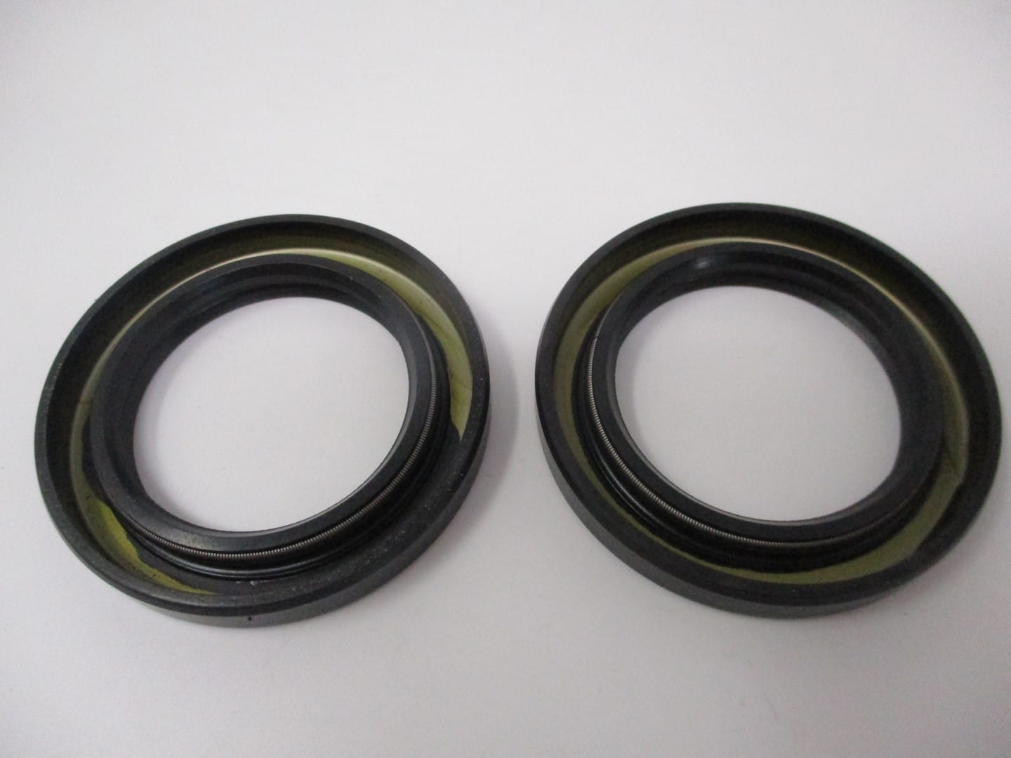 2 Genuine Kawasaki 92049-7014 Crankcase Oil Seal FH610V FH641V FH680V FH721V - Image 3