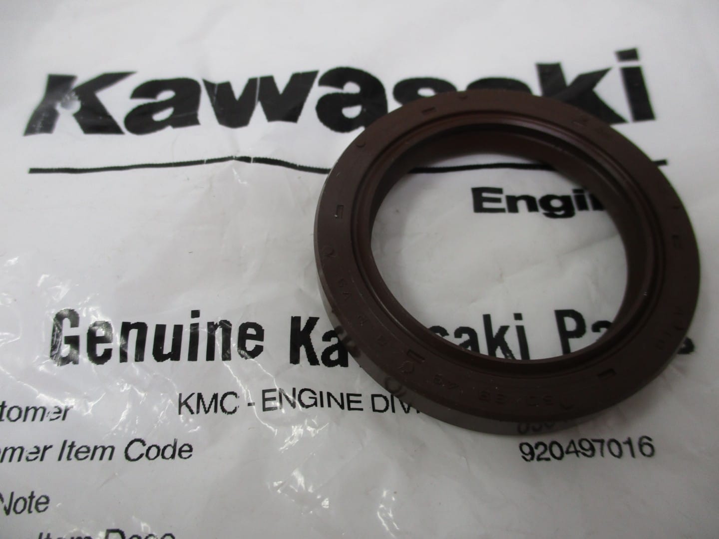 Genuine Kawasaki 92049-7016 Crankcase Oil Seal FH381V - Image 3