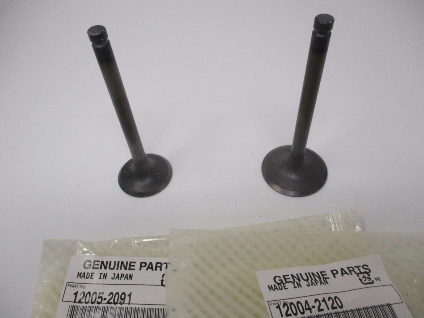 Genuine Kawasaki 12005-2091 & 12004-2120 Intake & Exhaust Valves for FE350D - Image 7