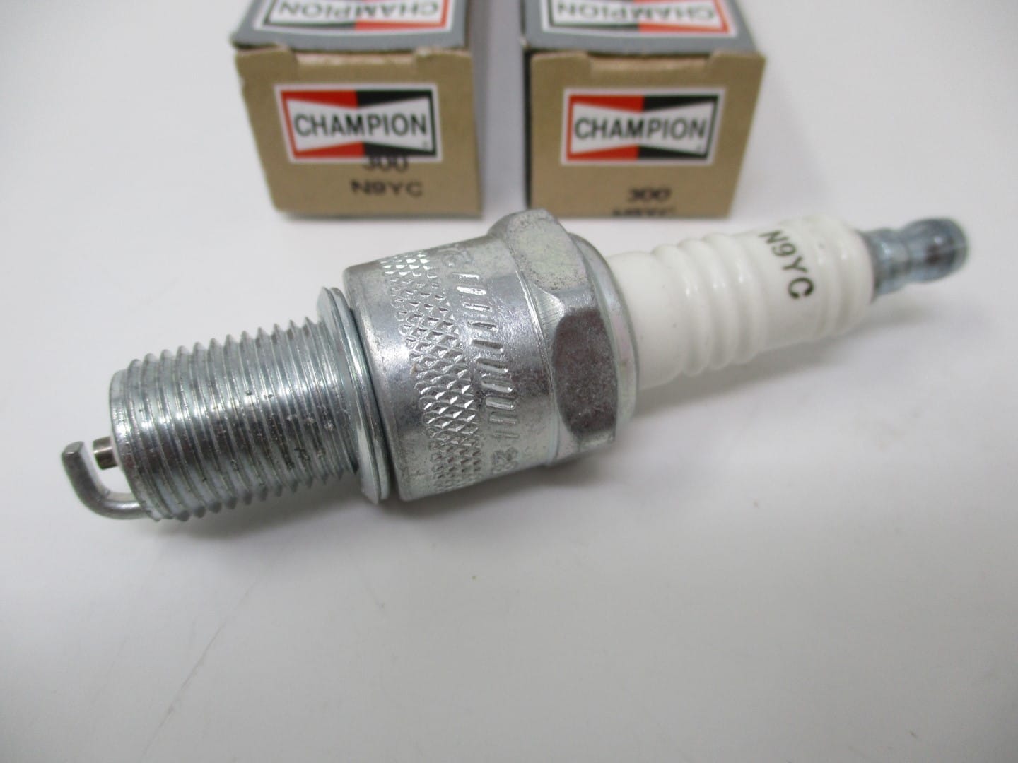 2 Genuine Champion 300 N9YC Spark Plugs Small Engines - Image 3