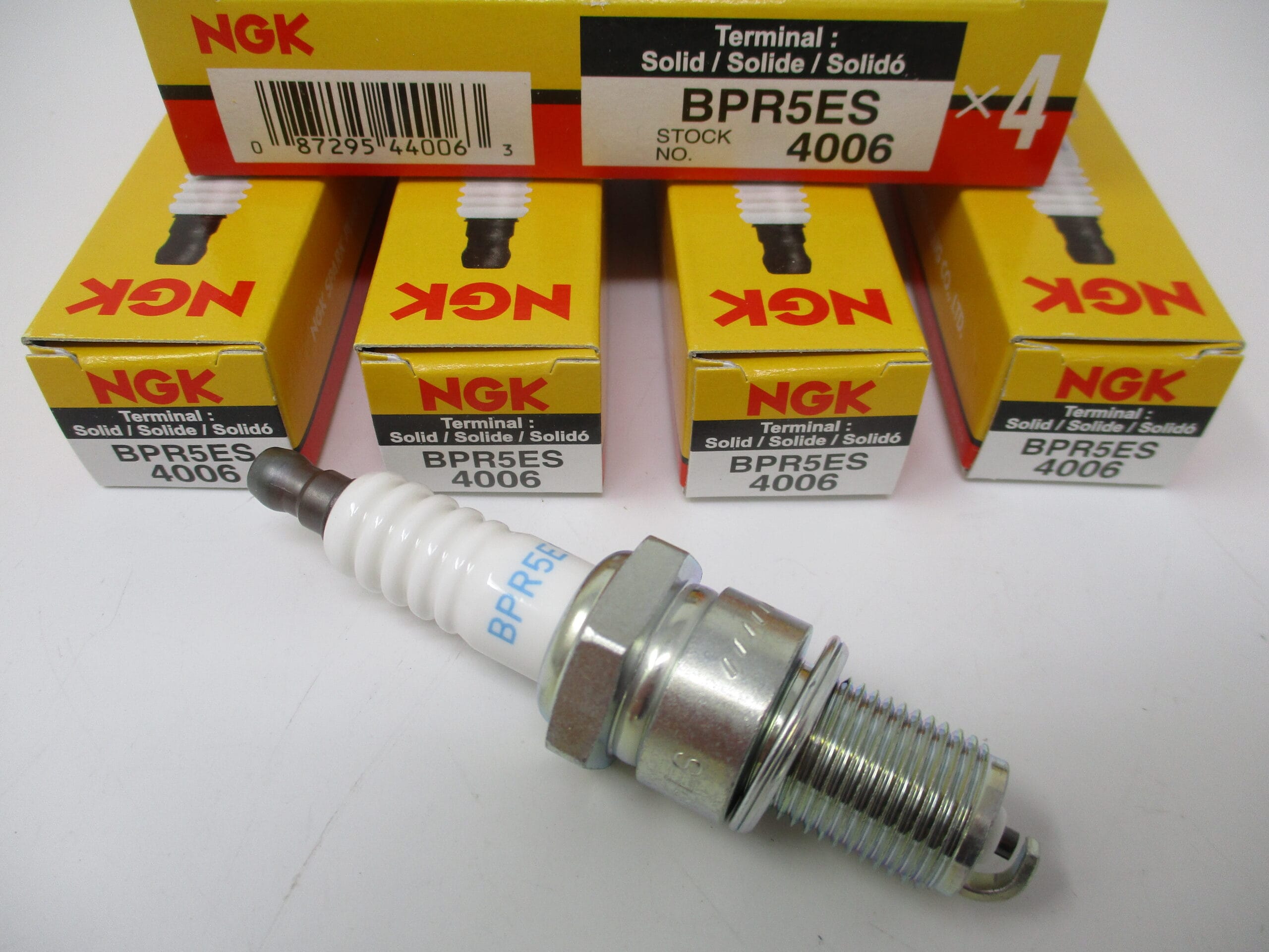 4 Genuine NGK 4006 BPR5ES Nickel Spark Plug for Small Engine - Image 3