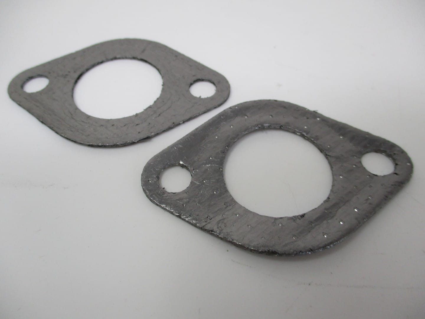 2 Genuine Briggs & Stratton 692282 Exhaust Manifold Gasket 095208MA 271174 27225