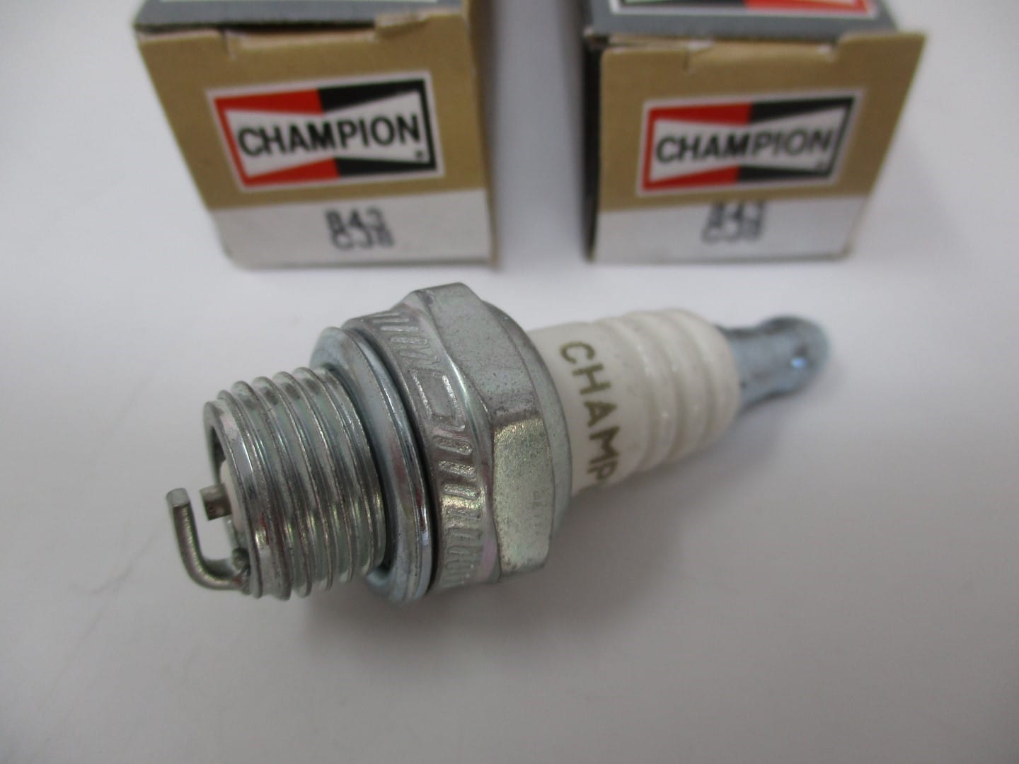 2 Genuine Champion 843 CJ8 Nickel Spark Plug Copper Plus Chainsaw Small Engines - Image 3