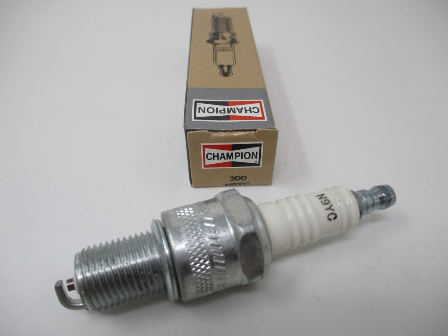 Genuine Champion 300 N9YC Spark Plug Cross Small Engines
