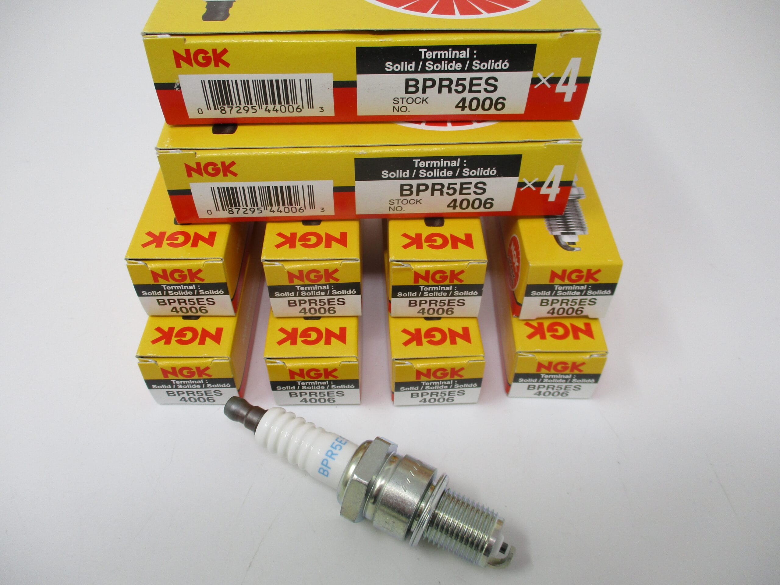 8 Genuine NGK 4006 BPR5ES Nickel Spark Plug for Small Engines