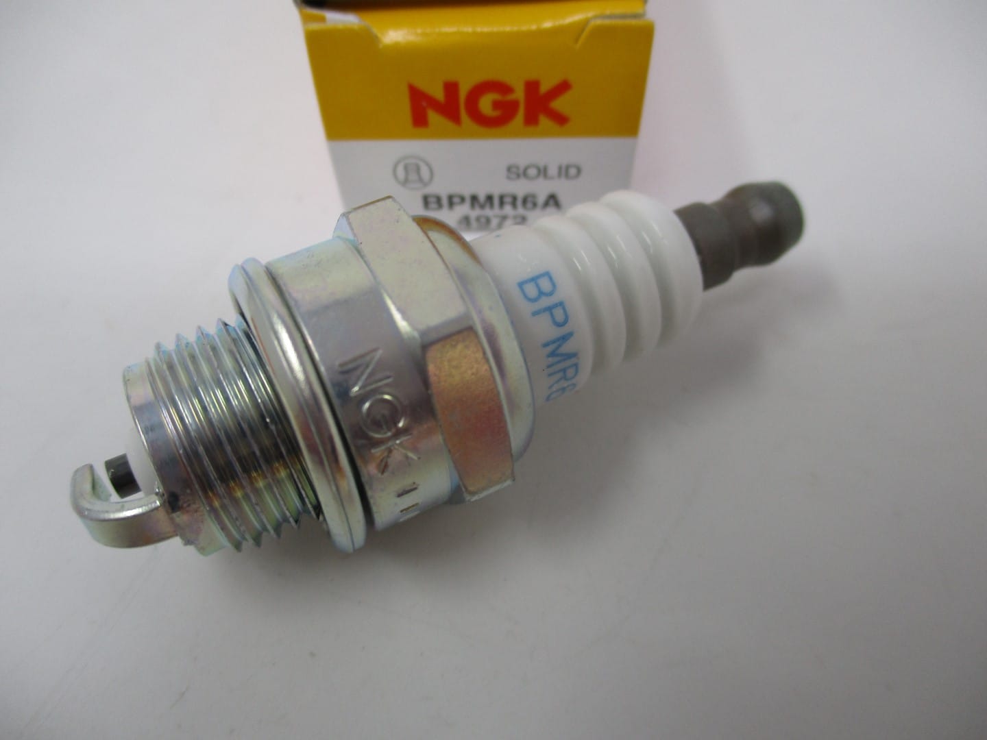 Genuine NGK 4972 BPMR6A Spark Plug Resistor Lawnmower 7021 - Image 3