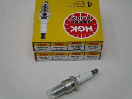 8 Genuine NGK 6578 BPR4ES Spark Plug's SOLID Standard Plug Lawnmower - Image 3