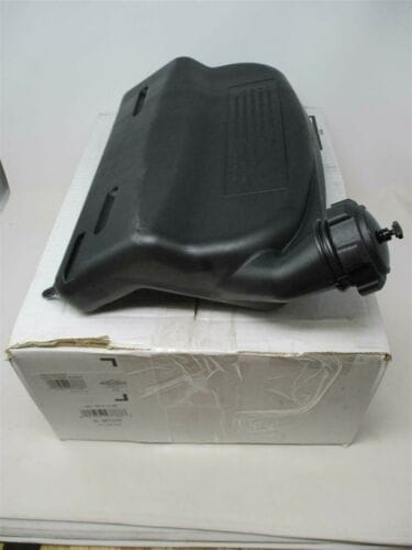 Genuine Briggs & Stratton 7057243YP Plastic Gas Tank Fuel Snapper - Image 2
