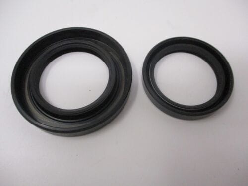 Genuine Kawasaki 92049-2246 & 92049-2211 Crankcase Oil Seals for FE400D - Image 2