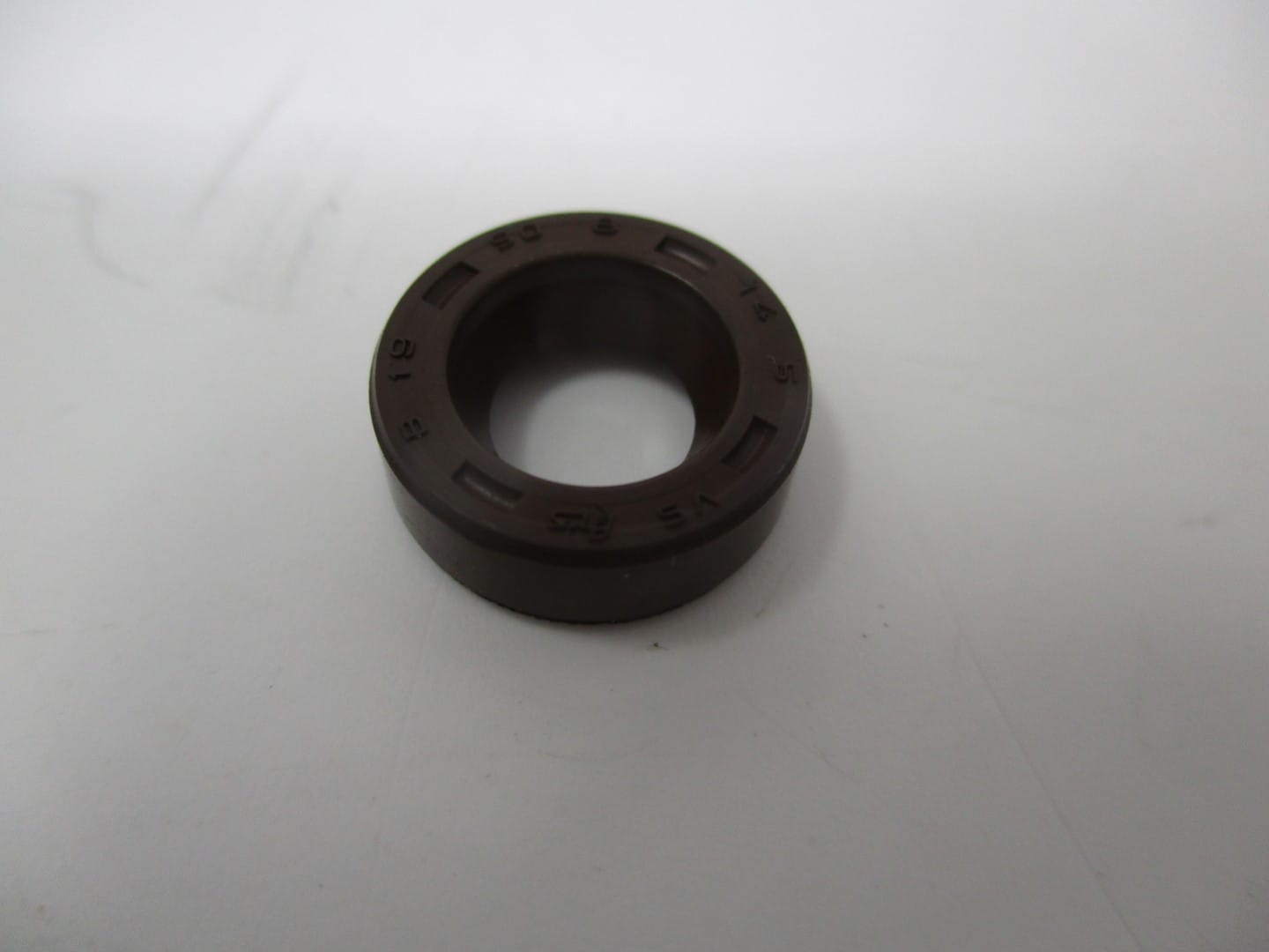 Genuine Kawasaki 92049-7019 Oil Seal FH381V FH430V FH541V FH580V FH680D