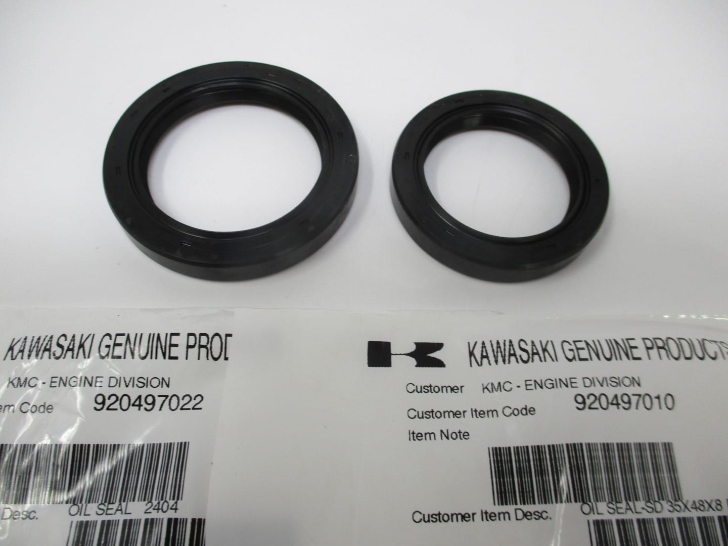 Genuine Kawasaki 92049-7022 92049-7010 Crankcase Oil Seals FH601D FH721D FH770D - Image 3