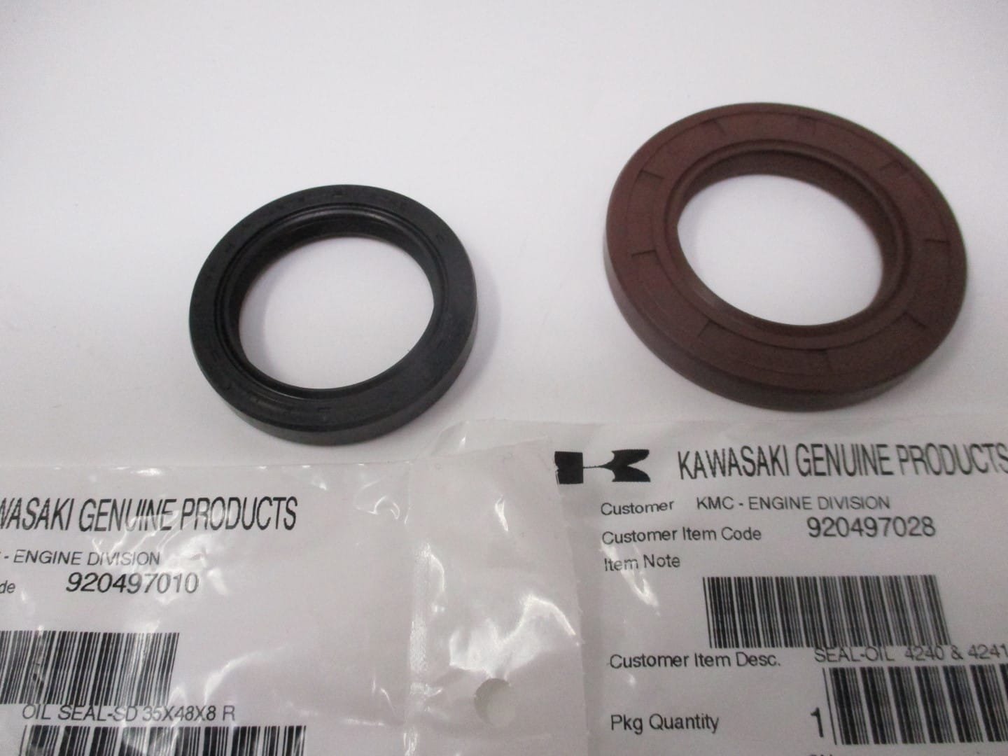 Genuine Kawasaki 92049-7028 92049-7010 Crankcase Oil Seals FH601D FH721D FH770D - Image 4