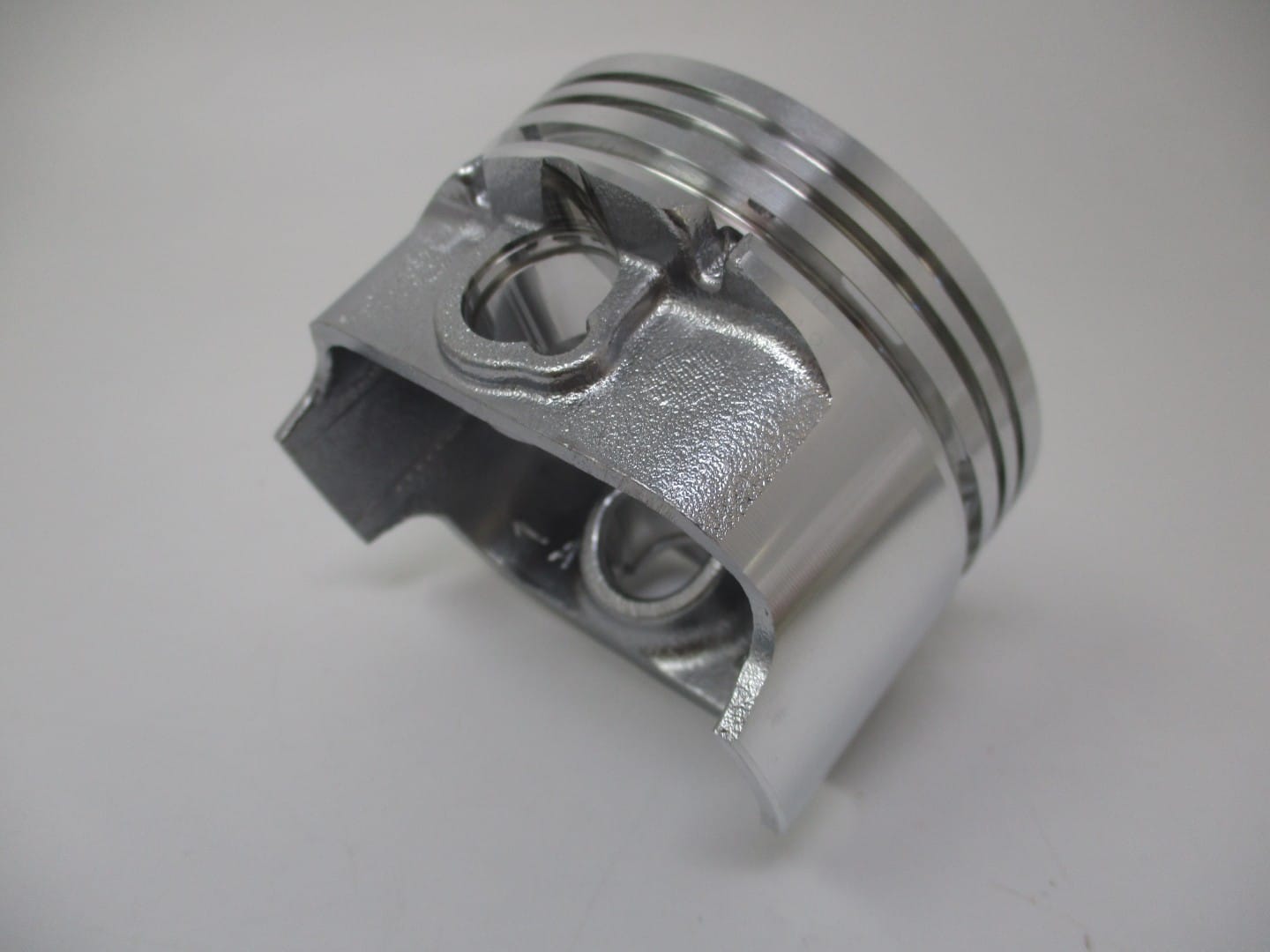 Genuine Kawasaki 13001-7007 / 13001-7006 Piston STD FH601V FH641V FH661V FH680V - Image 3