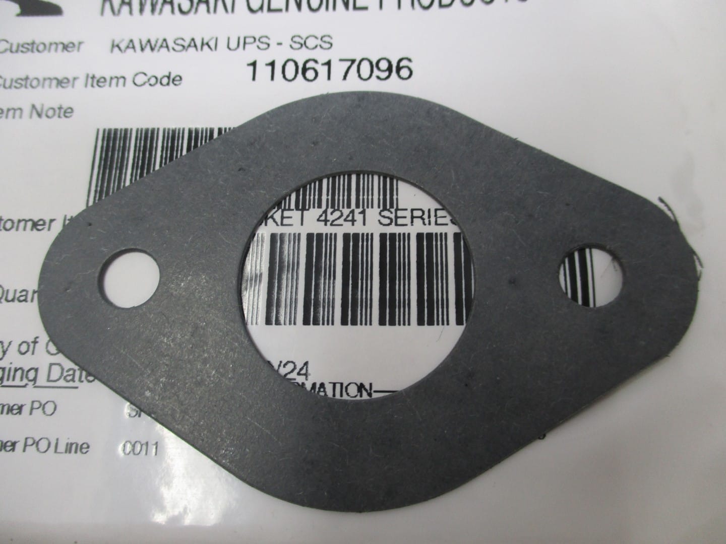Genuine Kawasaki 11061-7096 Carburetor Insulator Gasket  FS481V FS541V FS600V - Image 4