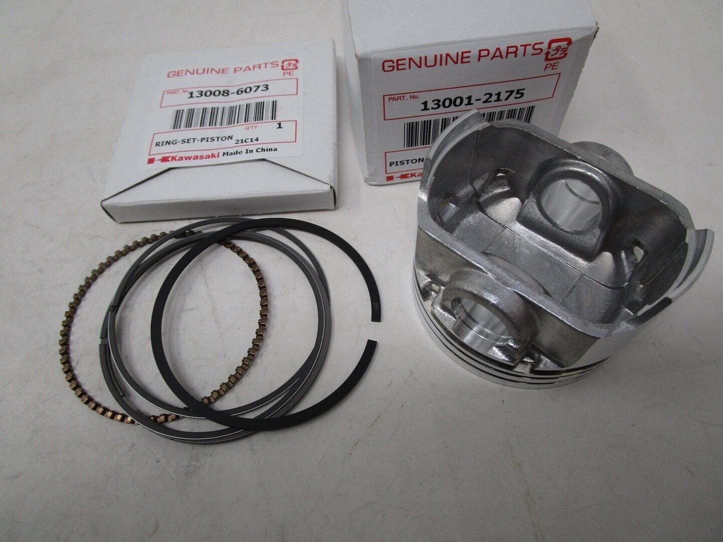 Genuine Kawasaki Piston 13001-2175 & Rings 13008-6073 STD for FJ180V Toro 1000 - Image 2
