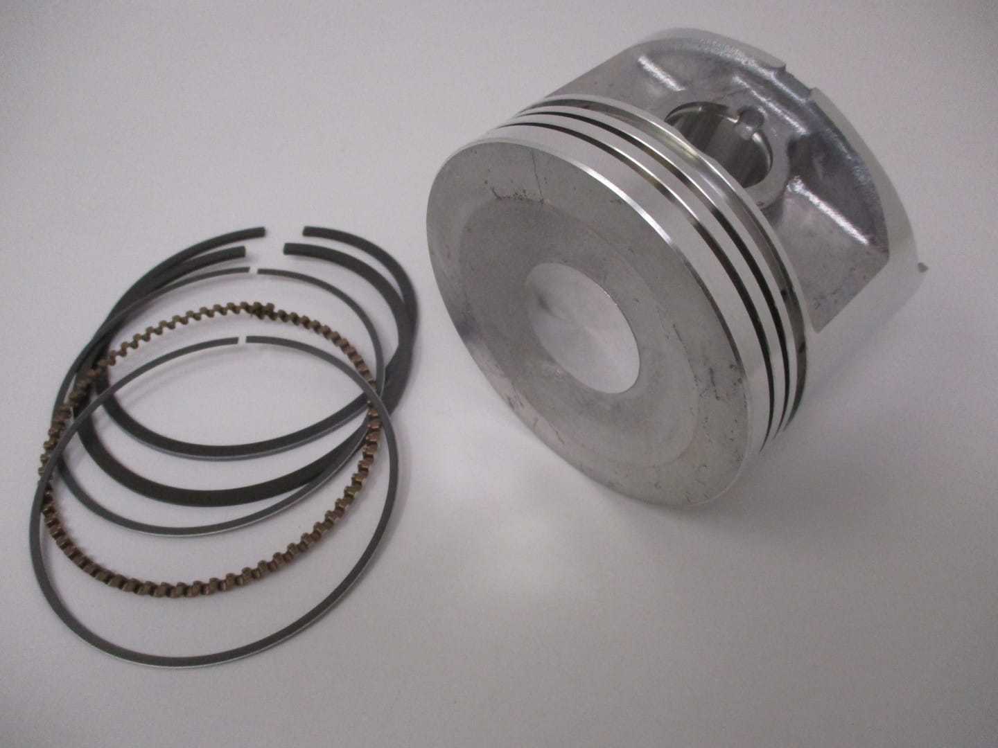 Genuine Kawasaki 13001-2208 Piston & Rings STD 13008-6028 FE350D Standard - Image 4