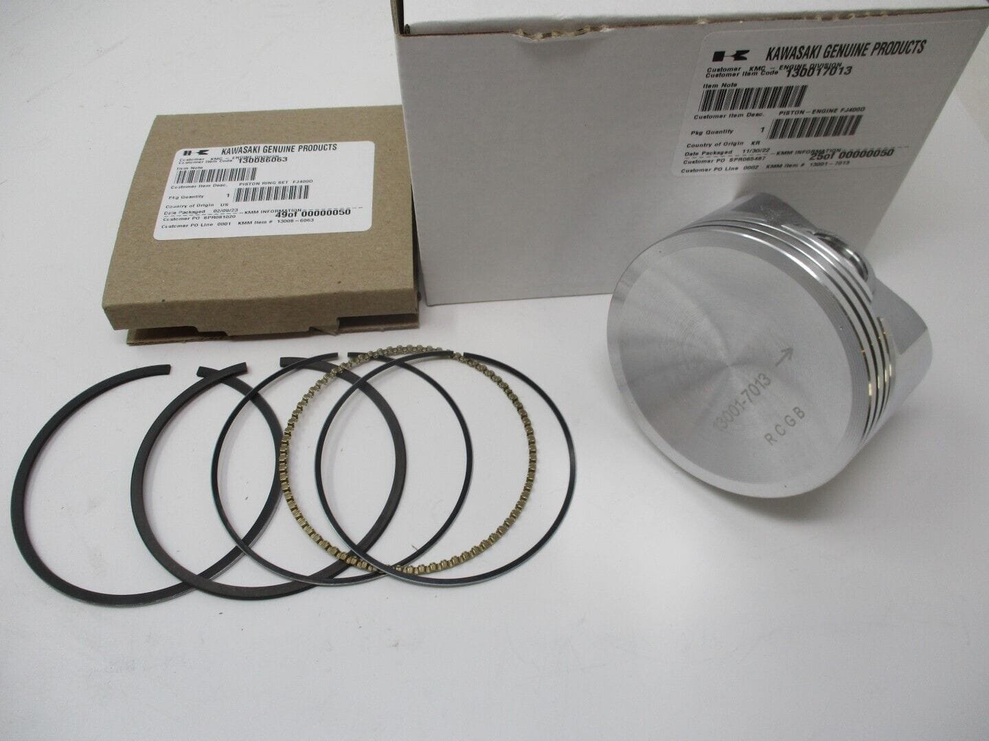 Genuine Kawasaki 13001-7013 13001-7016 Piston & Rings 13008-6063 STD FD851D - Image 2