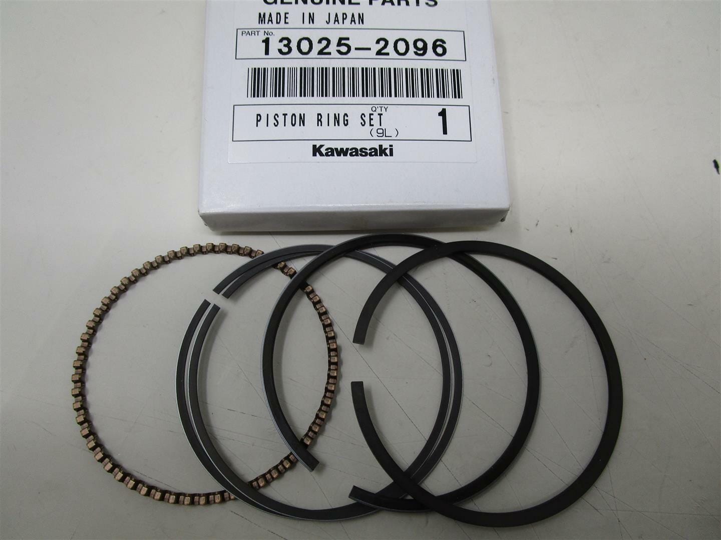 Genuine Kawasaki 13025-2096 FE120D OS Over Size 0.5 Rings FE120D Toro 94-6837