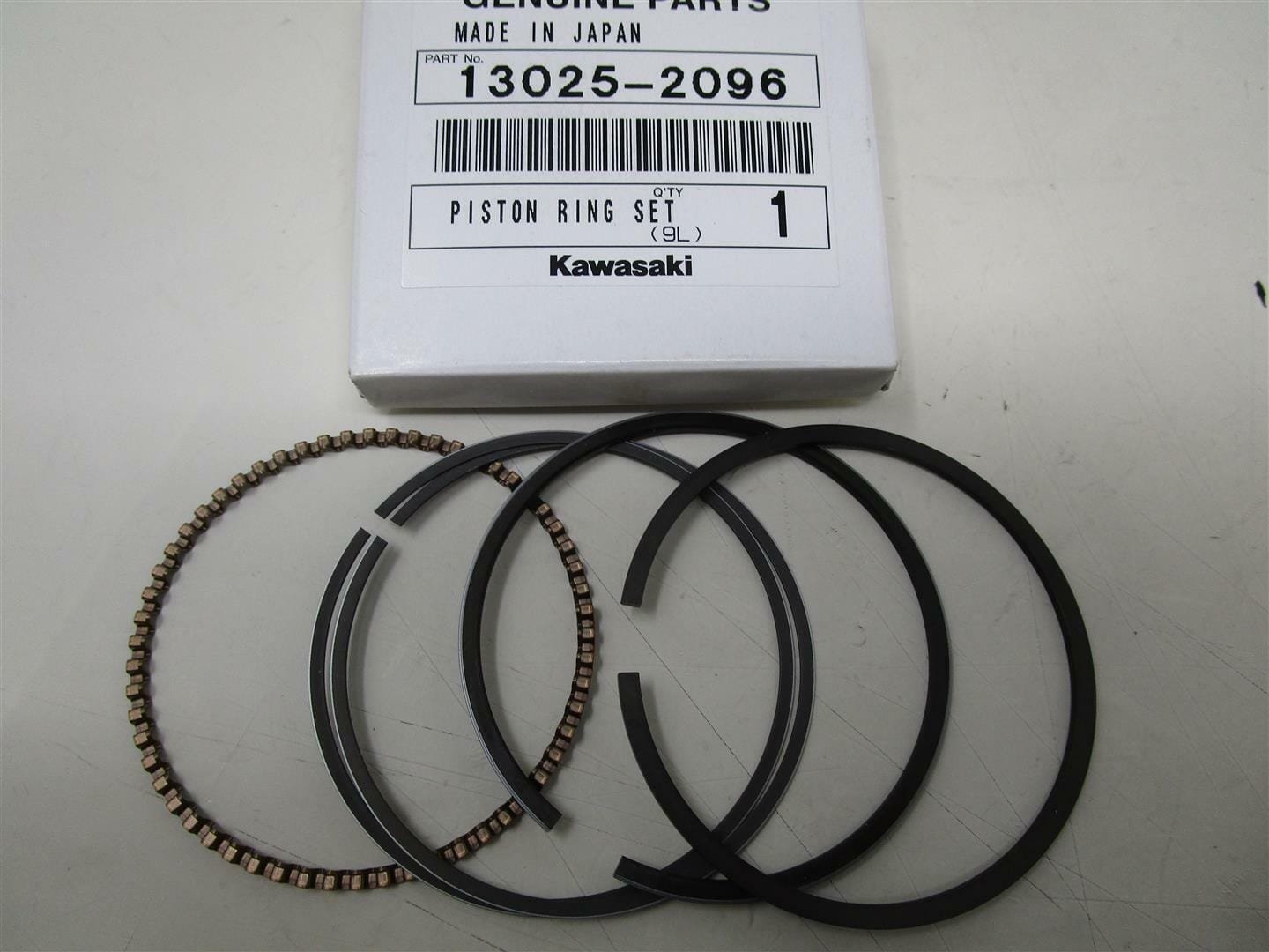 Genuine Kawasaki 13025-2096 FE120D OS Over Size 0.5 Rings FE120D Toro 94-6837