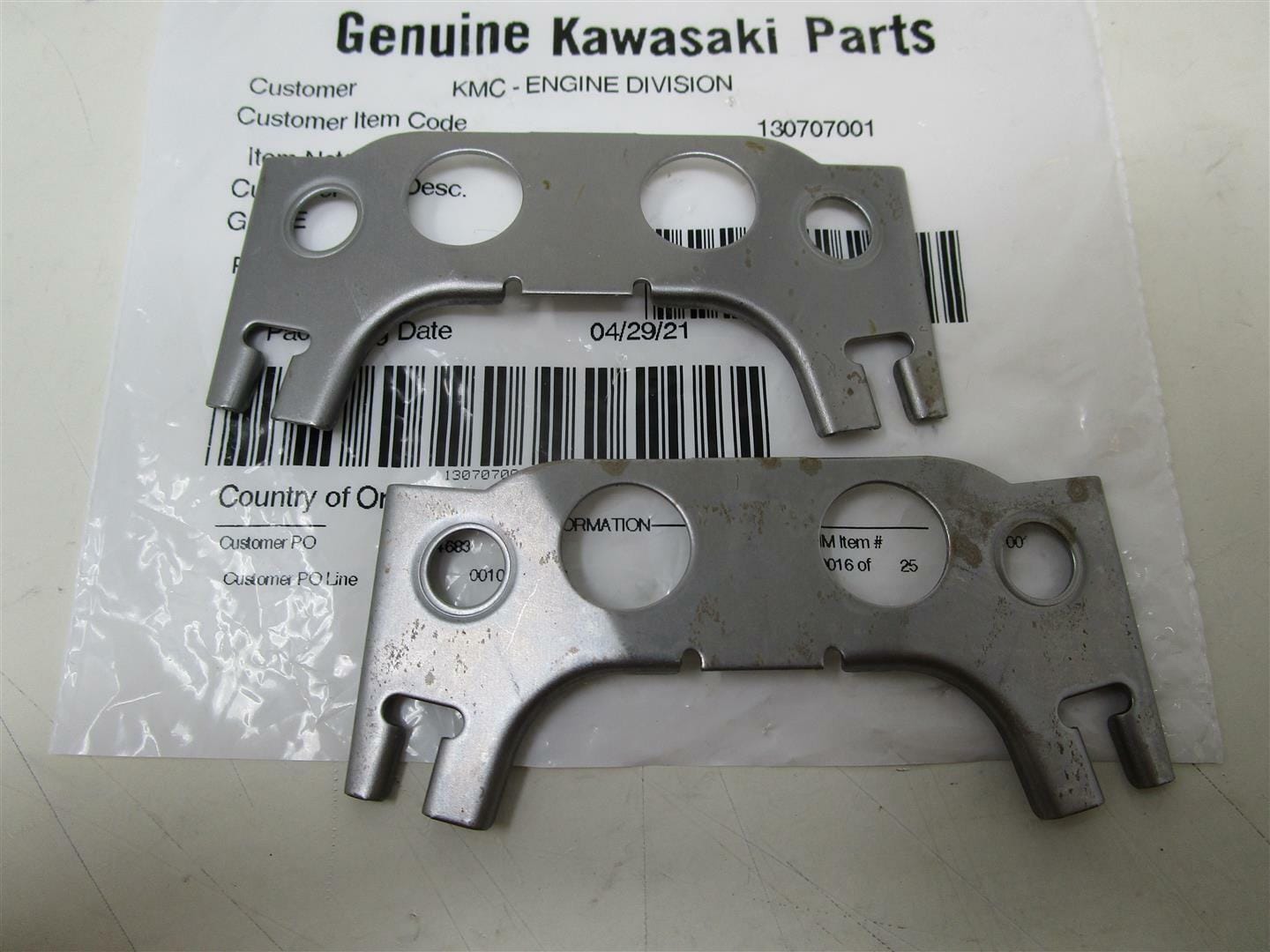 2 Genuine Kawasaki 13070-7001 Push Rod Guide FH381V FH430V FH451V FH480V FH500V - Image 4