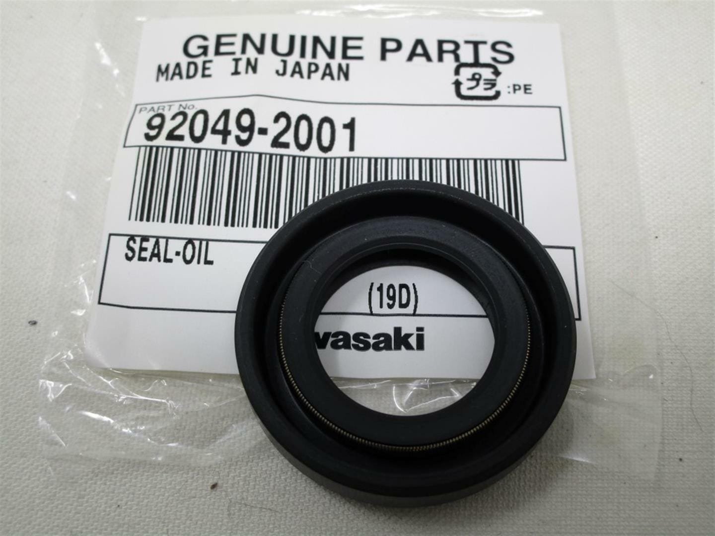Genuine Kawasaki 92049-2001 Crankcase Oil Seal FE120D FG150D FG150G FE150R - Image 3