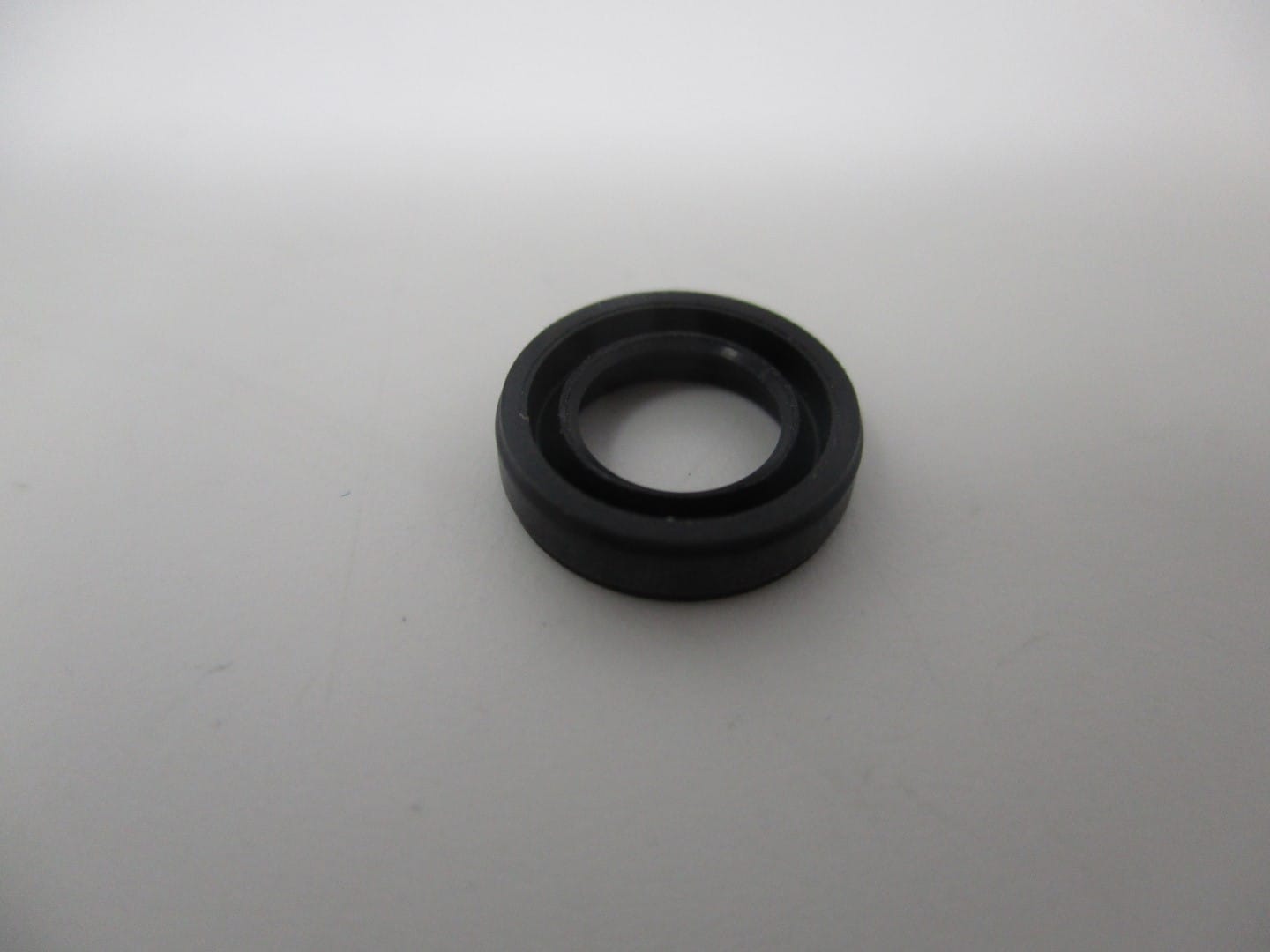 Genuine Kawasaki 92049-2097 Oil Seal FE290D FE350D FE400D FEFB460V FC290V FC400V
