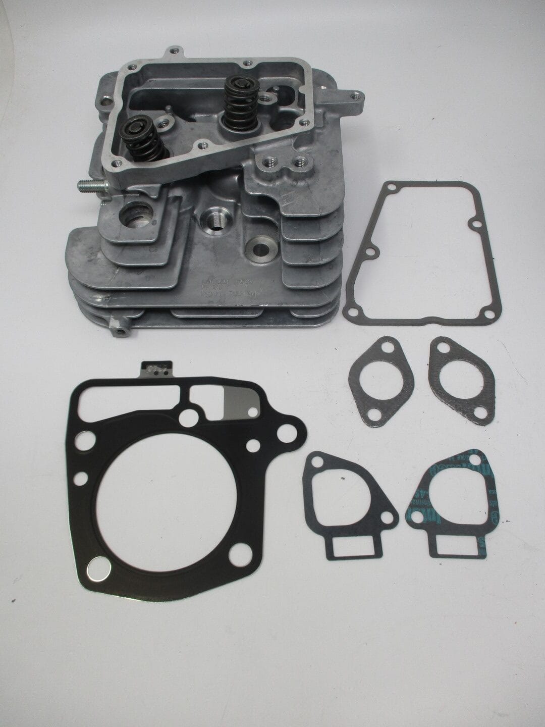 Genuine Kawasaki 99999-0628 726CC Cylinder Head #2 Complete FR730V FS651V FS691V