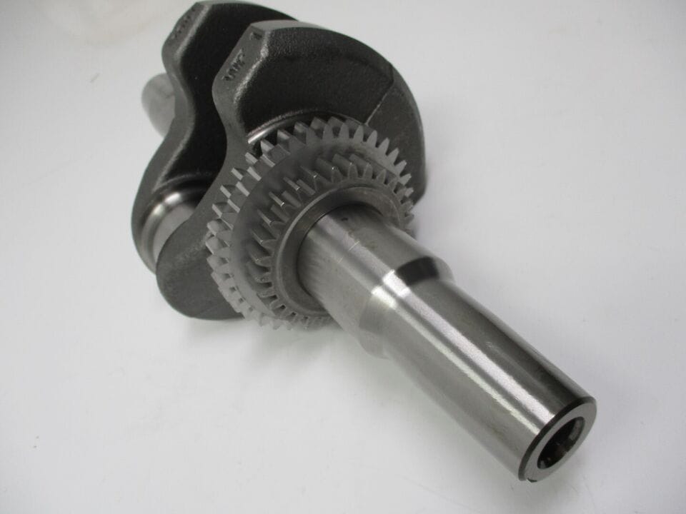 Genuine Kawasaki 13031-0760 Crankshaft KAF Mule Utility Vehicle - Image 3