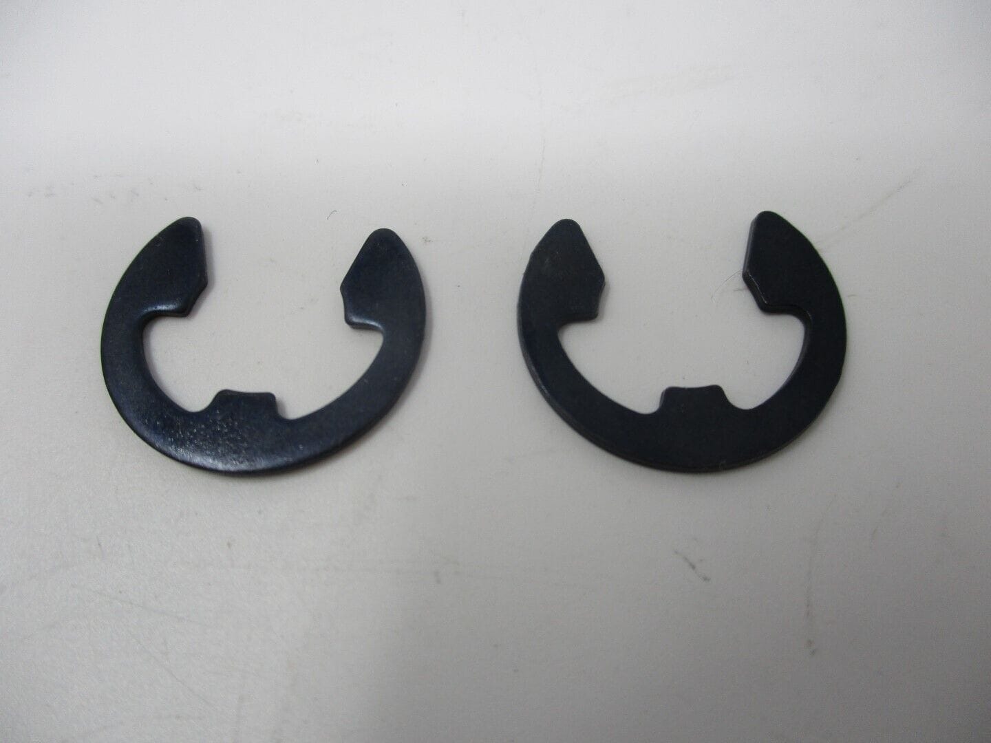 2 Genuine Kawasaki 482J0100 Rocker Pin Circle E Clip 10mm FE290D FE350D - Image 2