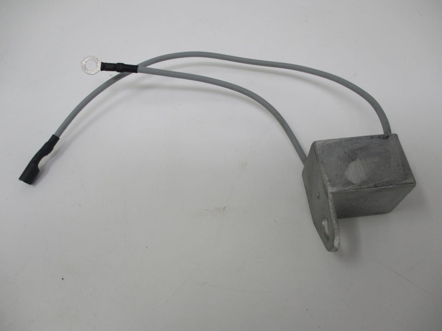 Genuine Briggs & Stratton 809093 Ignition Module - Image 3