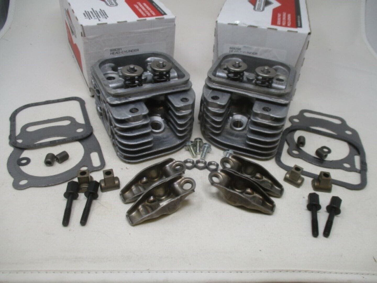 Genuine Briggs & Stratton 809200 & 809201 Twin Cylinder Head Gasket 806085S Toro MDX - Image 4