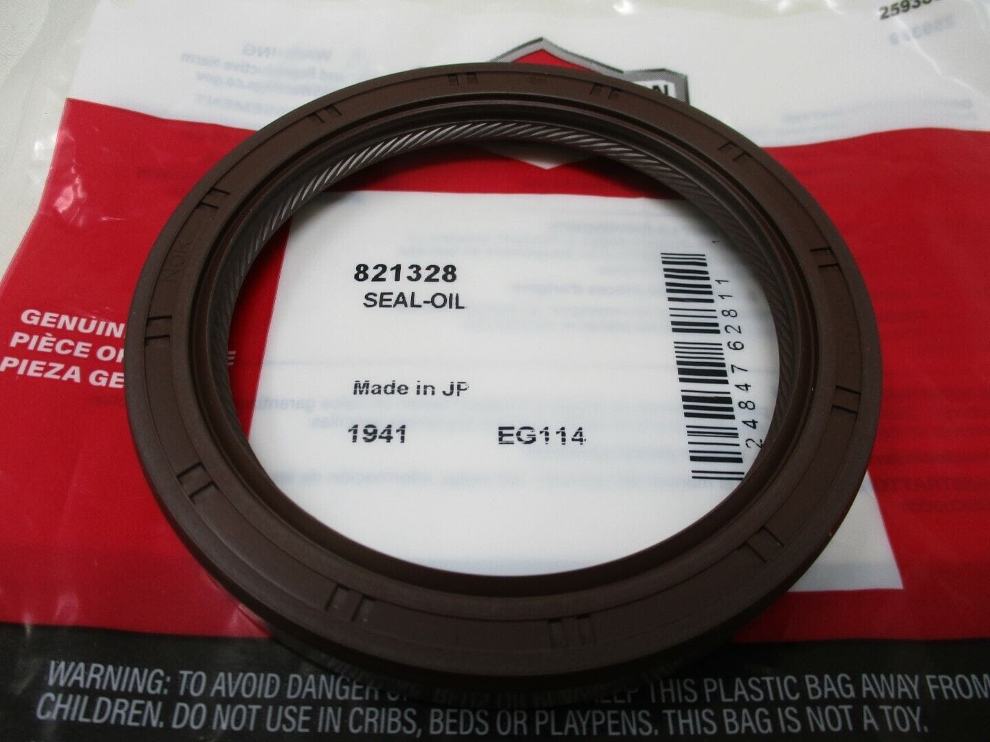 Genuine Briggs & Stratton 821328 Crankcase Oil Seal PTO Side for Toro 99-9003 Daihatsu - Image 3