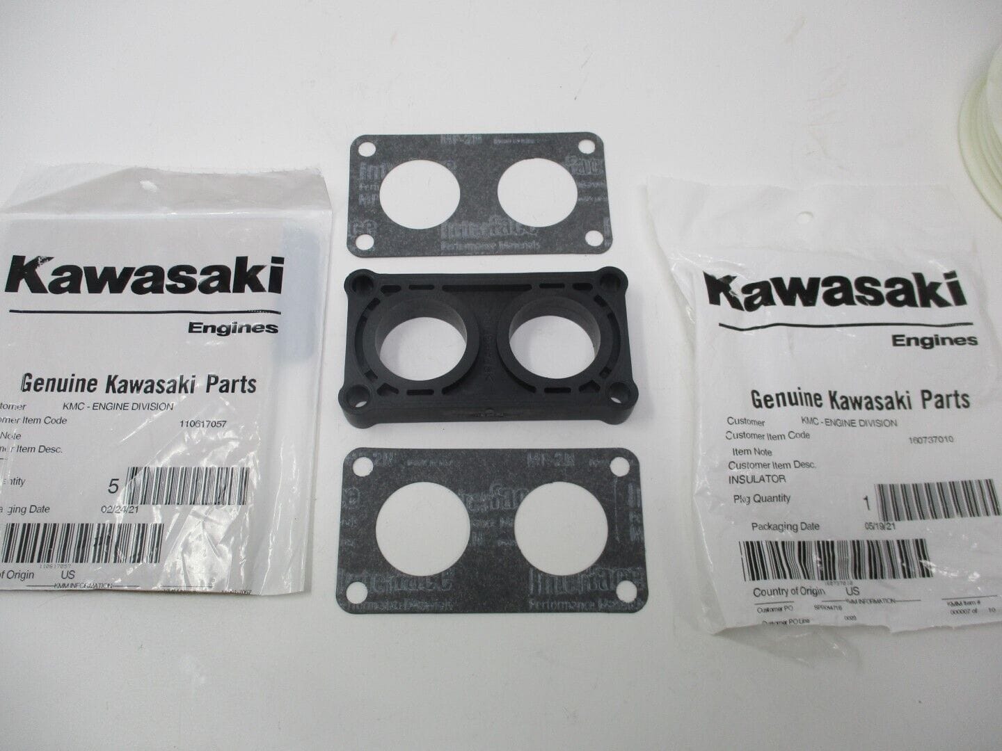 2 Genuine Kawasaki 11061-7057 Gaskets & 1 16073-7010 Insulator Carburetor FX921V - Image 3