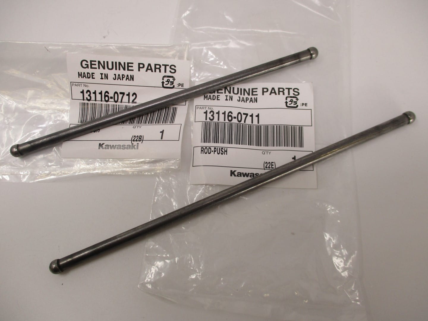 Genuine Kawasaki 13116-0711 & 13116-0712 Push Rods for FX921V FXT00V FX921V