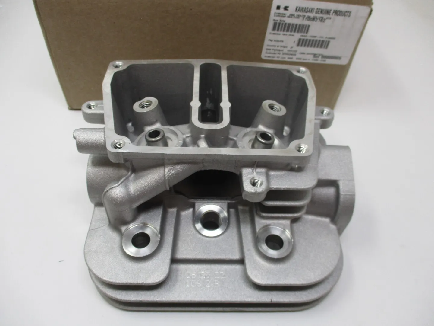 Genuine Kawasaki 11008-2162 Bare Head For FJ400 For John Deere, LX288, Club Car