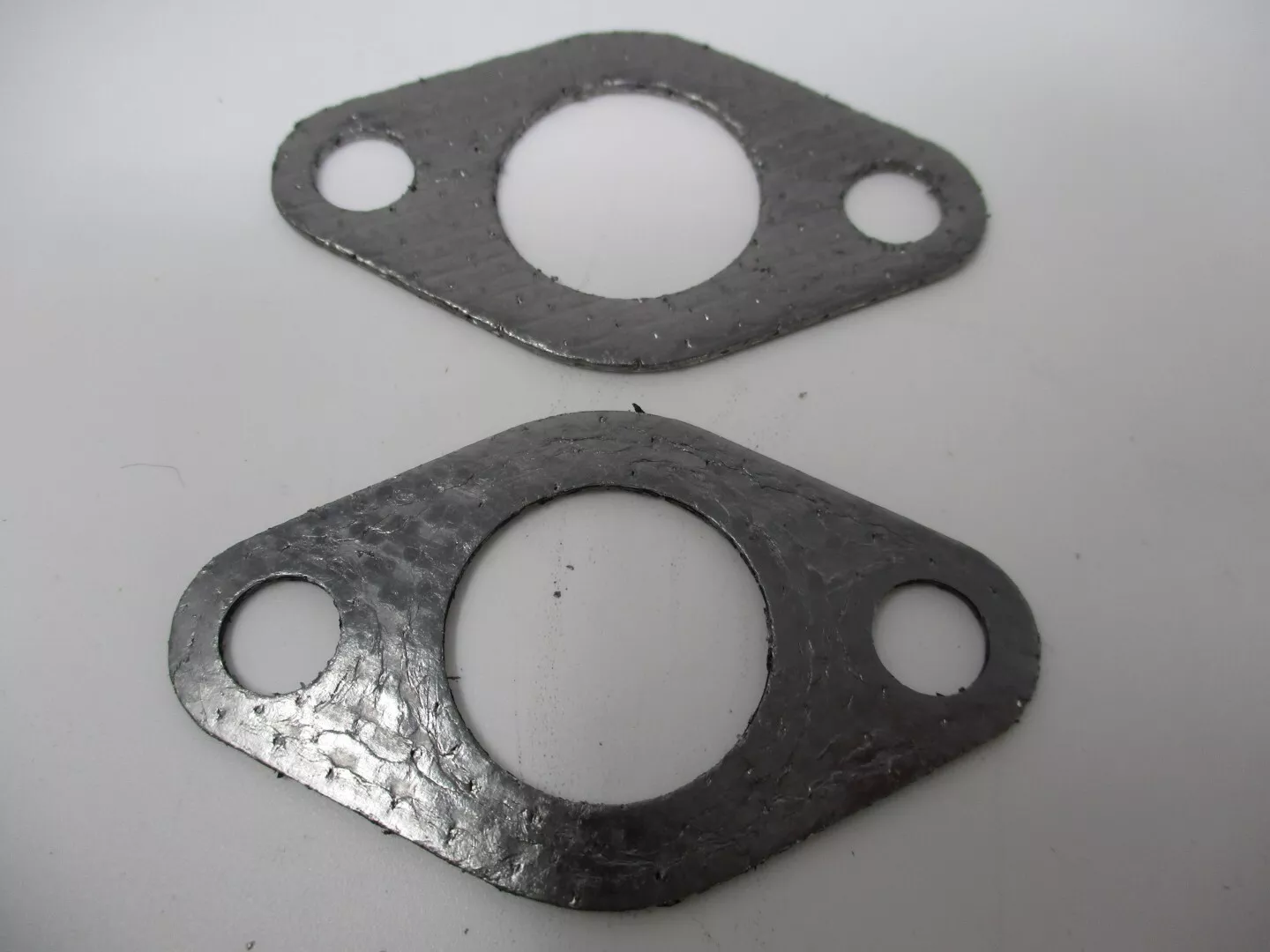 2 Pcs Genuine Kawasaki 11060-7021 Muffler Exhaust Gasket FH381V FH430V FH451V FH480