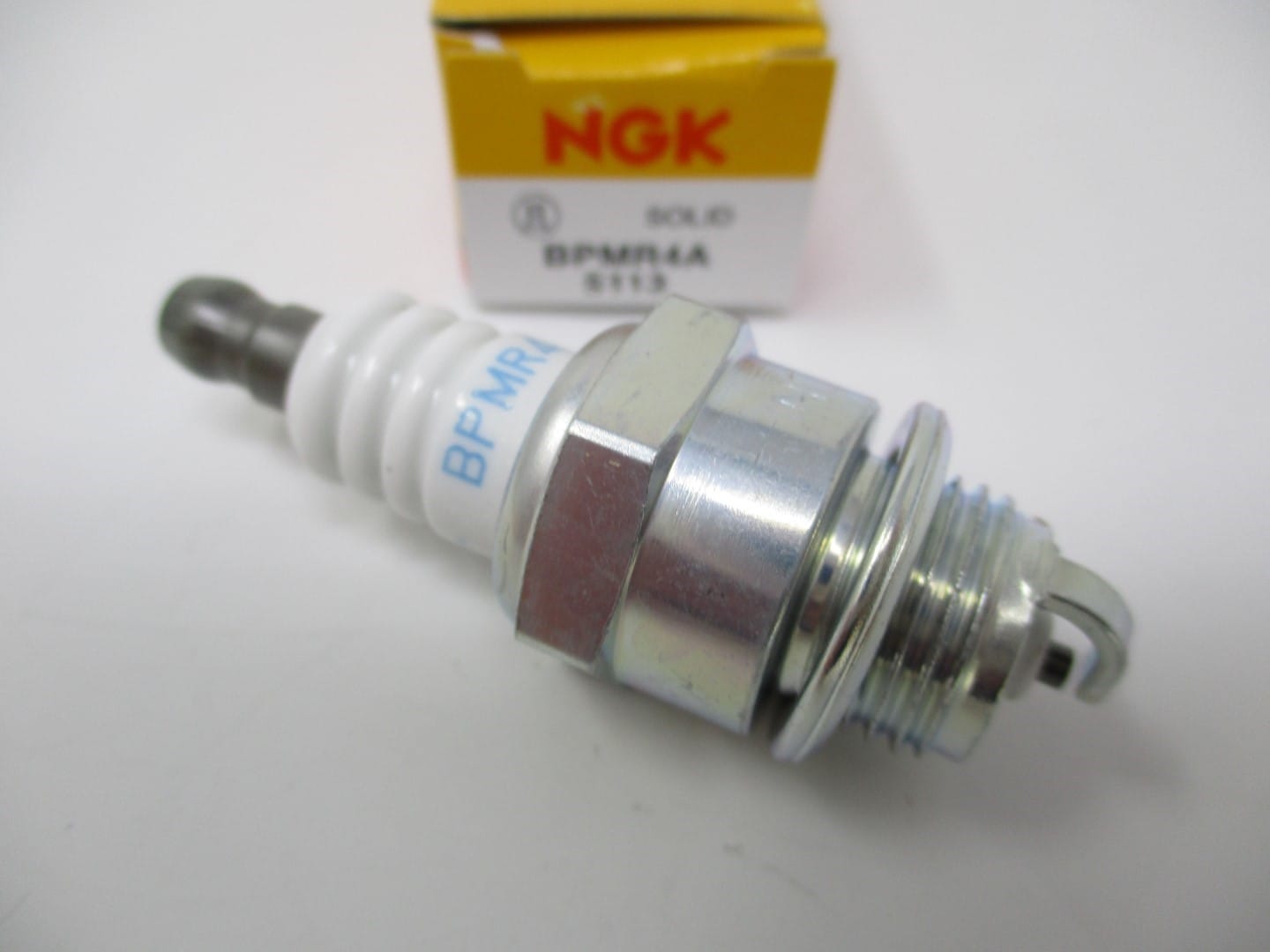 Genuine NGK 5113 BPMR4A Spark Plug Solid Lawnmower - Image 3